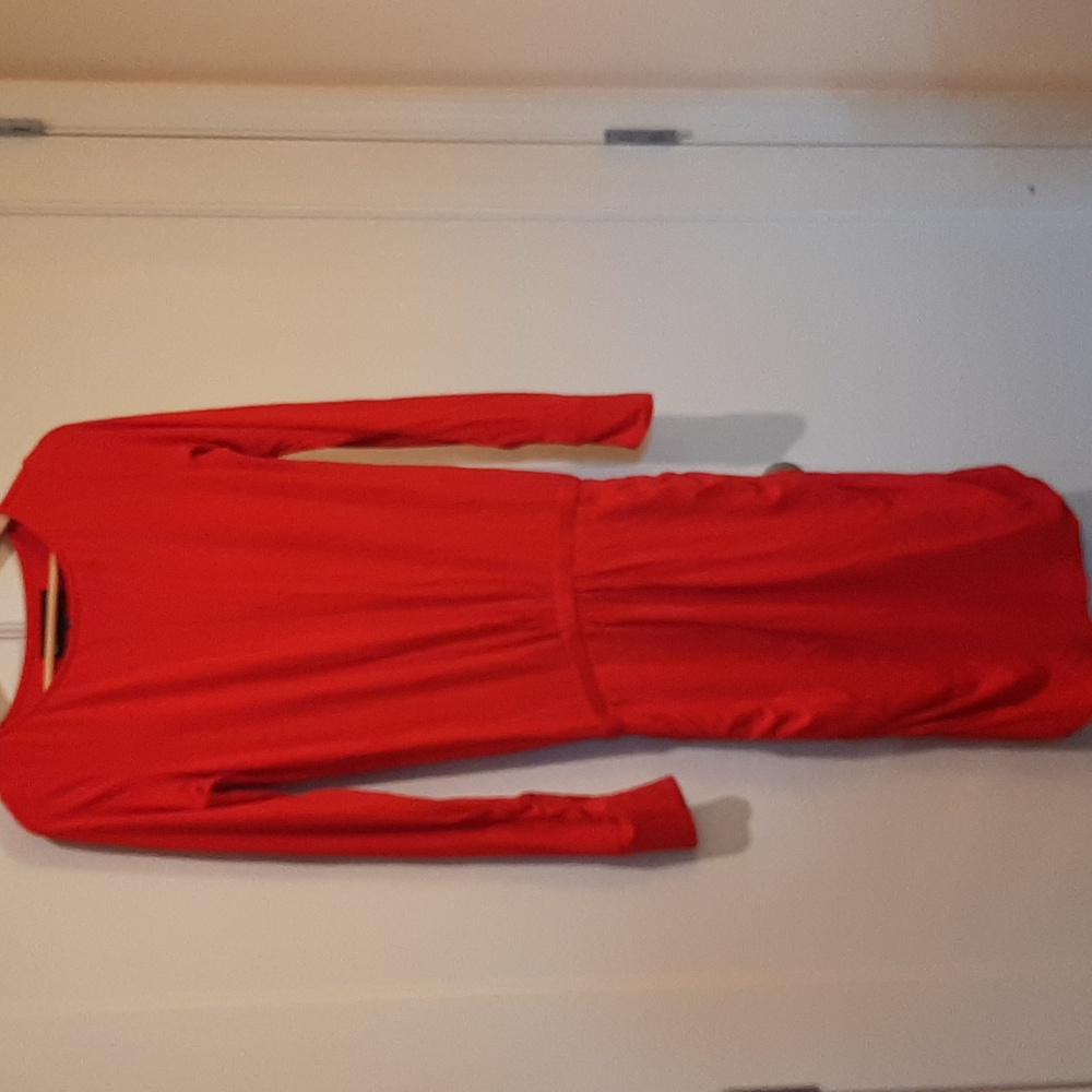 Bright red travel dress 5 POCKETS!